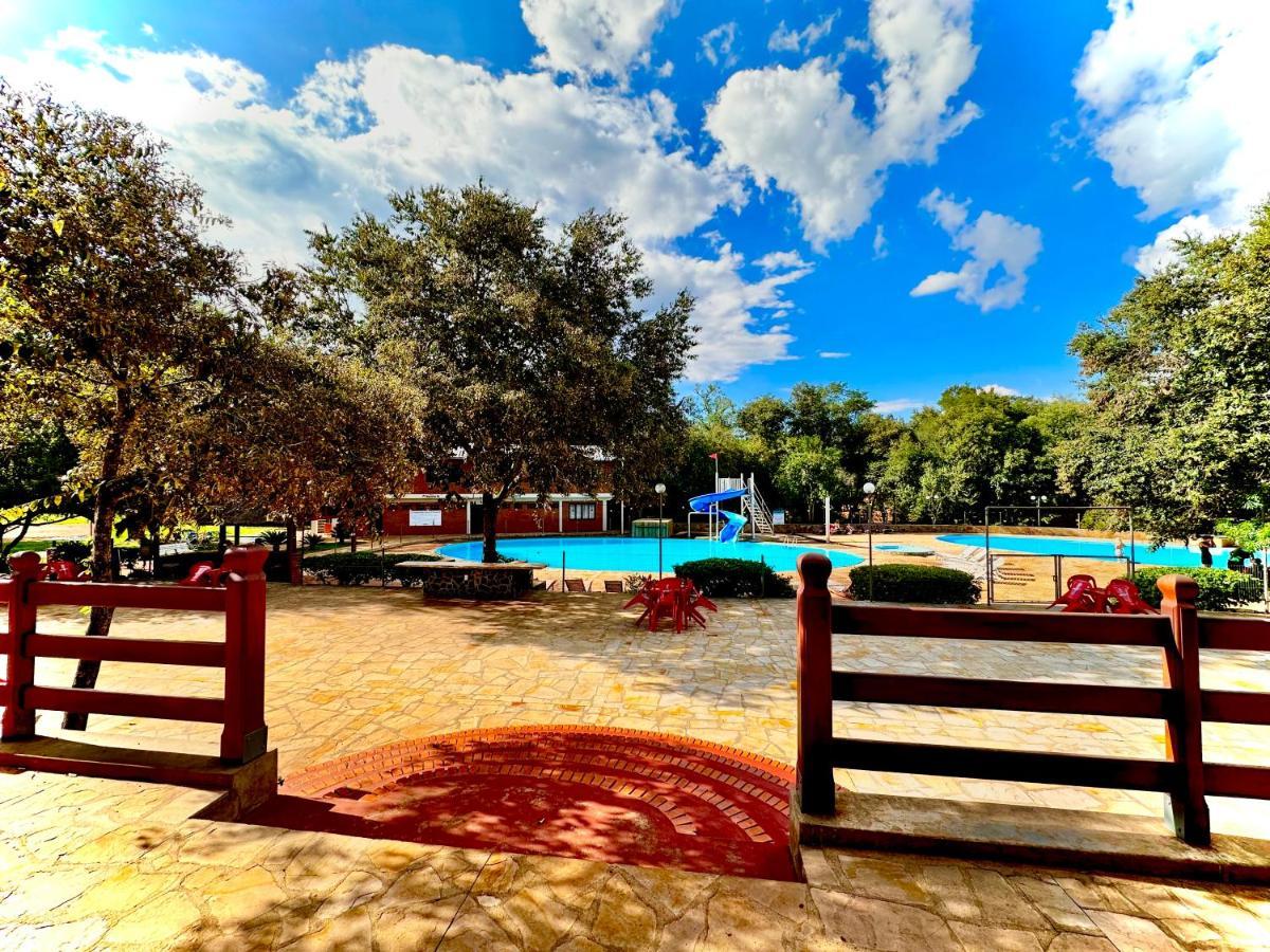 Parque Hotel Manantial Hohenau Ngoại thất bức ảnh