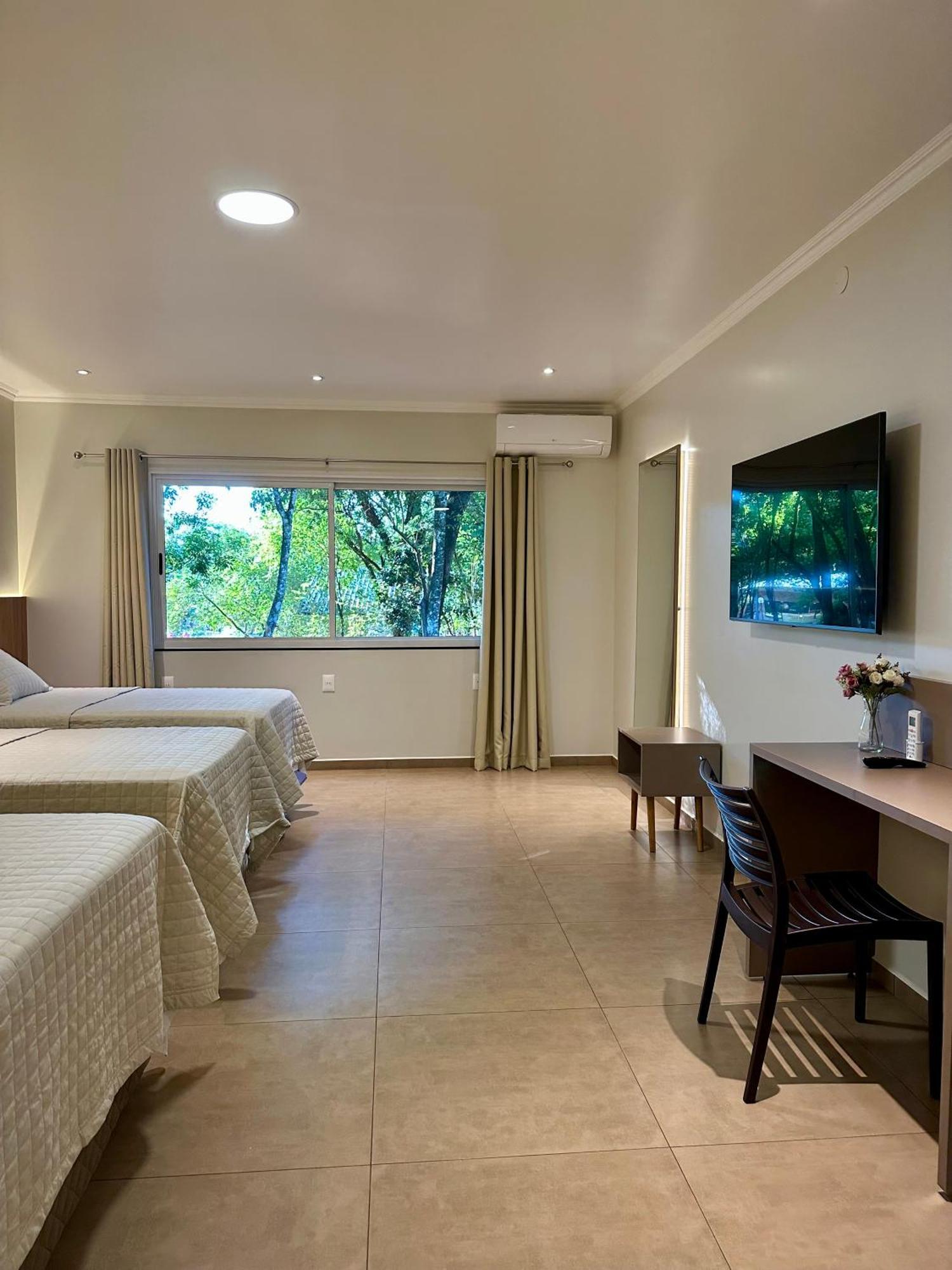 Parque Hotel Manantial Hohenau Ngoại thất bức ảnh