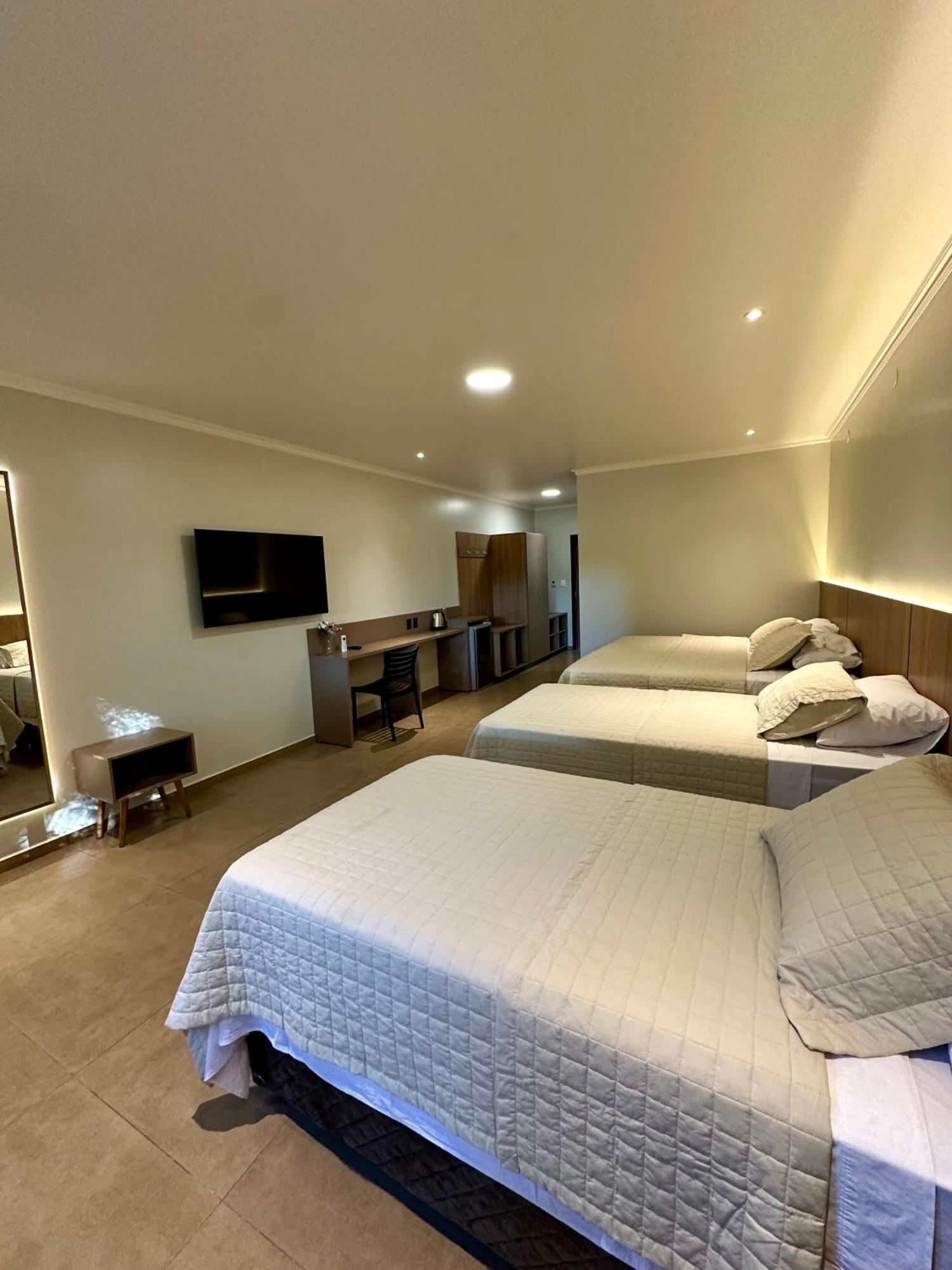 Parque Hotel Manantial Hohenau Ngoại thất bức ảnh